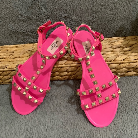 VALENTINO GARAVANI SANDALS